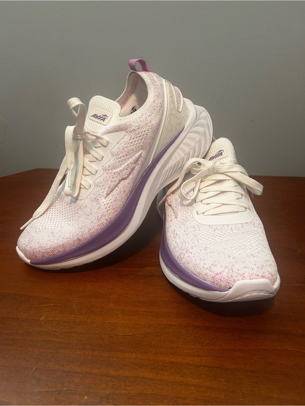 Avia Women's White,Lilac and pink Knit Walking Sneakers size 91/2